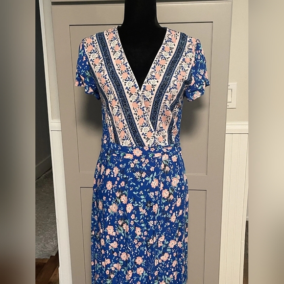 Floral Blue Maxi Dress - Picture 4 of 4